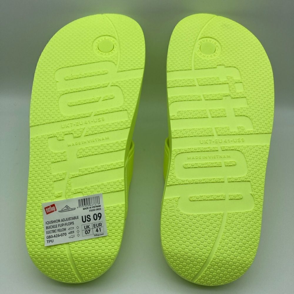 NWT FitFlop Women’s Electric Yellow Sandals Size 9/41 - Picture 8 of 9